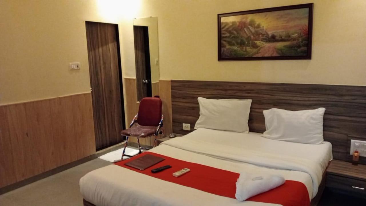Hotel Terminus Square Kurla Exterior foto